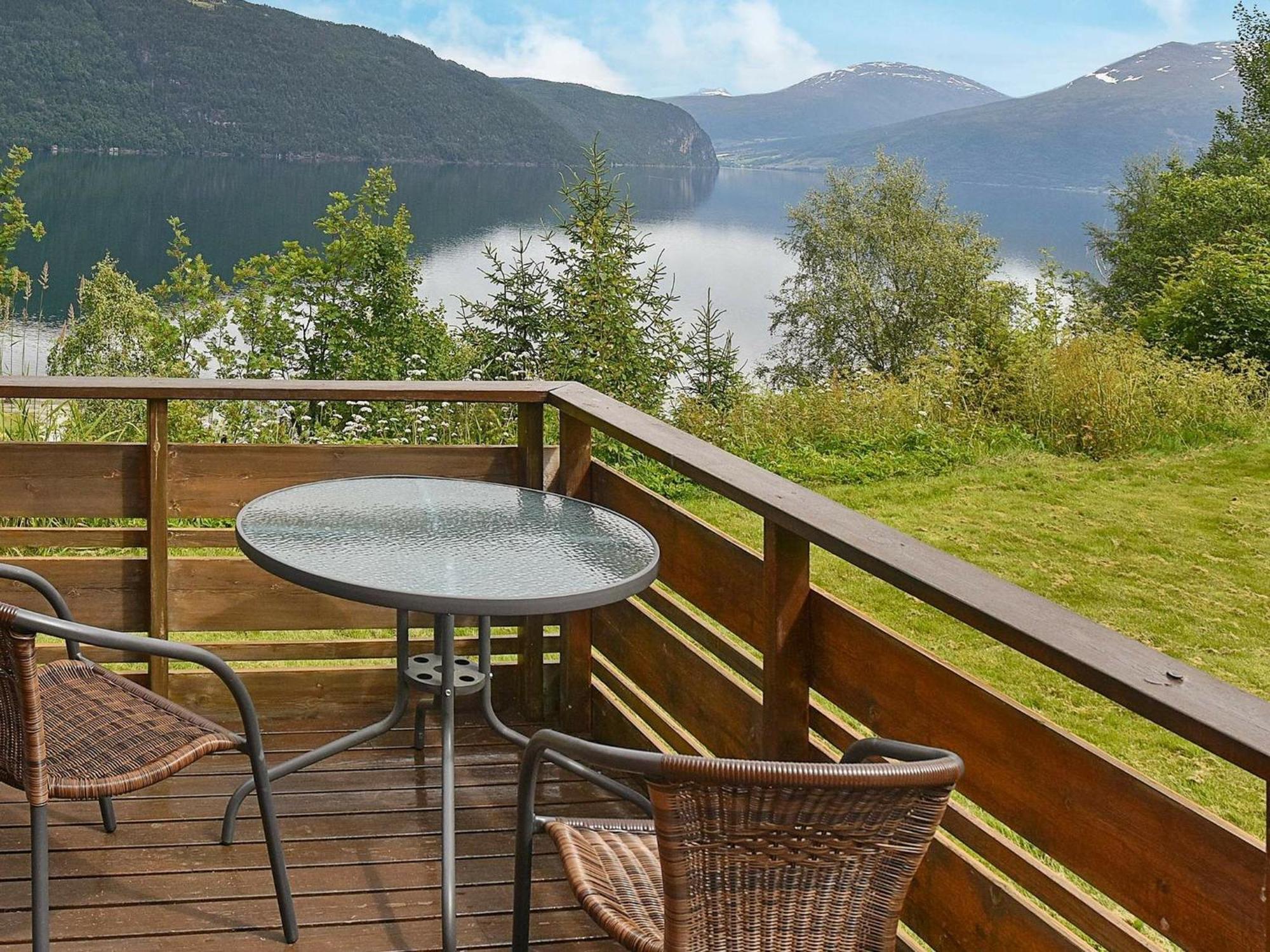 Three-Bedroom Holiday Home In Utvik 1 Reed ห้อง รูปภาพ