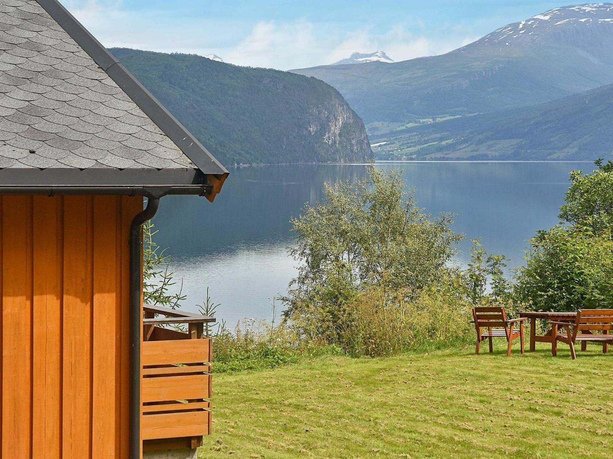 Three-Bedroom Holiday Home In Utvik 1 Reed ห้อง รูปภาพ